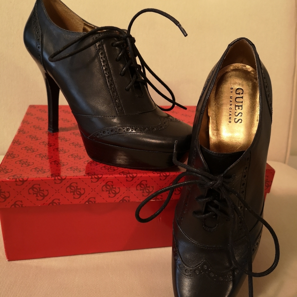 Guess black lace up platform shoes - Picture 2 of 14